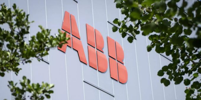 Der Konzern erzielte im dritten Quartal einen höheren Gewinn dank des Verkaufs der Stromnetzsparte: Gebäude von ABB in Zürich Oerlikon, aufgenommen im Juni 2018. Der Konzern erzielte im dritten Quartal einen höheren Gewinn dank des Verkaufs der Stromnetzsparte: Gebäude von ABB in Zürich Oerlikon, aufgenommen im Juni 2018.