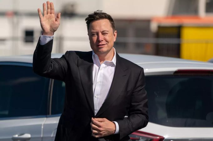 Elon Musk zieht weg von Los Angeles. Elon Musk in Germany