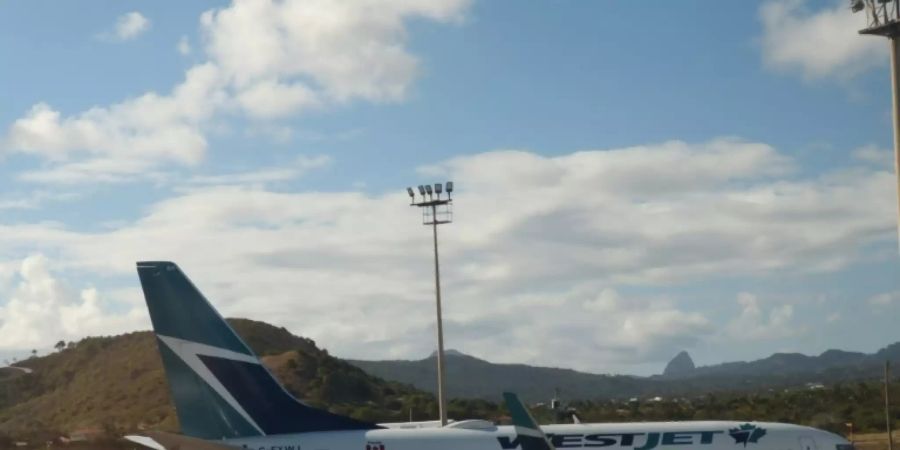 Flugzeuge der kanadischen Fluggesellschaft WestJet