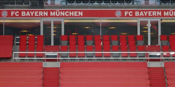 Auch beim FC Bayern bleiben die Plätze im VIP-Bereich leer. Bayern München