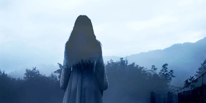 In zahlreichen Häusern, Burgen und Hotels in der Schweiz scheint es zu spuken. Dorfleben
