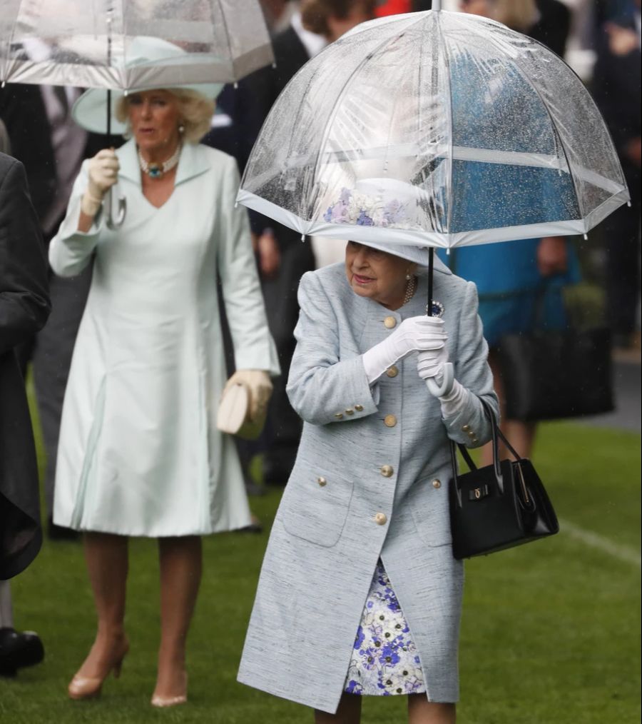 Camilla und die Queen.