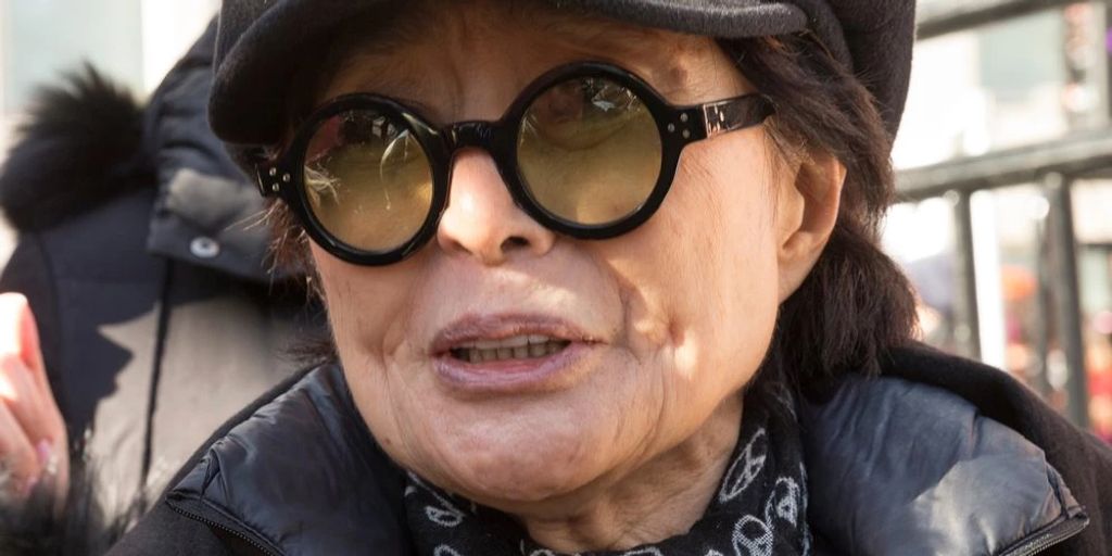 Yoko Ono is moving out of his New York apartment after 50 years