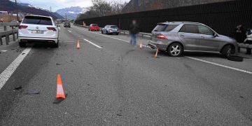 Mels: Auffahrunfall zwischen zwei Autos auf der Autobahn