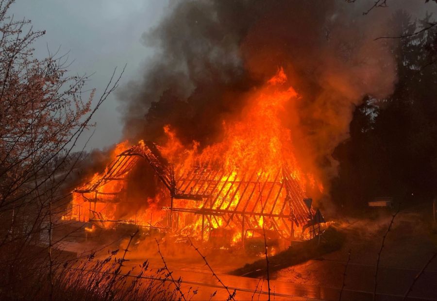 Brand von Bauernhaus.