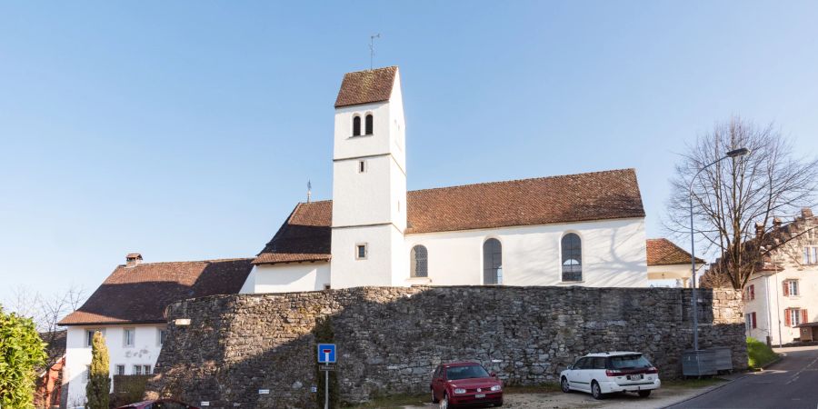 Die Alte Kirche in Wohlenschwil stammt aus dem 12. Jahrhundert.