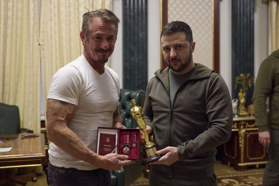 Sean Penn visits Kyiv