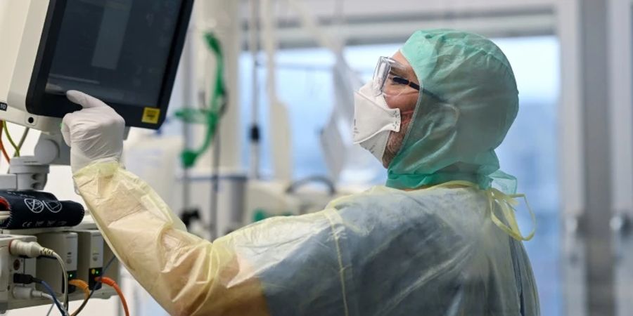Corona-Intensivtation in einem Bochumer Krankenhaus