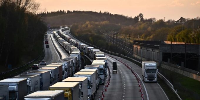 Blockierte Strassen bei Dover Blockierte Strassen bei Dover