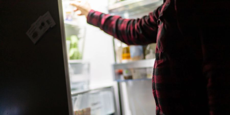 Gegen das furchtbare «Hangry»-Gefühl hilft vor allem eins: der Griff in den Kühlschrank.