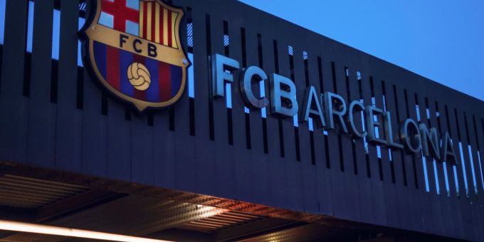 Der FC Barcelona will einen weiteren Anteil an seinen Fernsehrechten verkaufen. Der FC Barcelona will einen weiteren Anteil an seinen Fernsehrechten verkaufen.