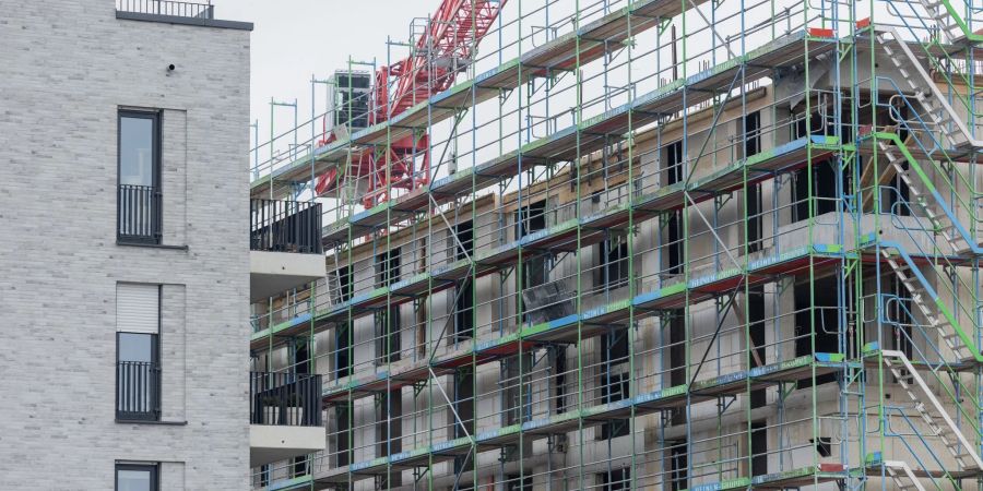 Neubauwohnungen, die nach dem KfW-Förderprogramm für Effizienzhäuser KfW55 der Kreditanstalt für Wiederaufbau entstehen.