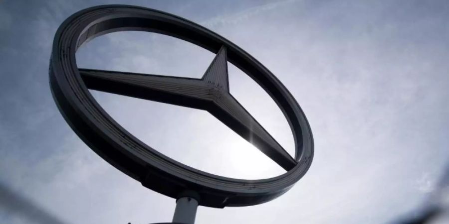 Der Mercedes-Stern, Logo der Automarke Mercedes-Benz. Foto: Sebastian Gollnow