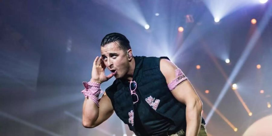 Wegen seiner Lebensmittelvergiftung hat Andreas Gabalier ein Konzert in der Schweiz abgesagt. Foto: Stefan Adelsberger