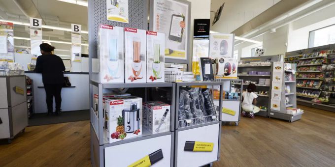 Die Post nimmt Glückslose und Lottoscheine aus dem Sortiment. Post