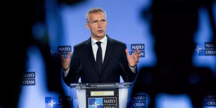Generalsekretär Jens Stoltenberg spricht auf dem Nato-Russland-Treffen in Brüssel. Foto: Virginia Mayo/AP