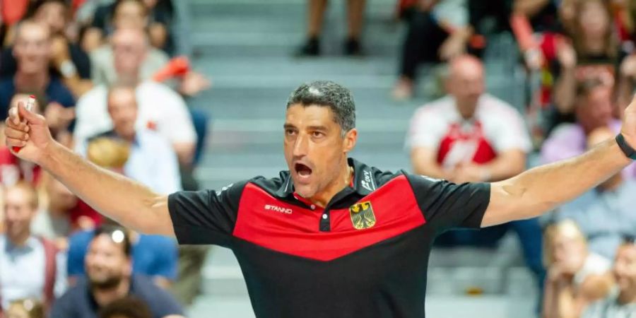 Deutschlands Trainer Andrea Giani hofft auf den ersten EM-Sieg. Foto: Jonas Roosens/BELGA