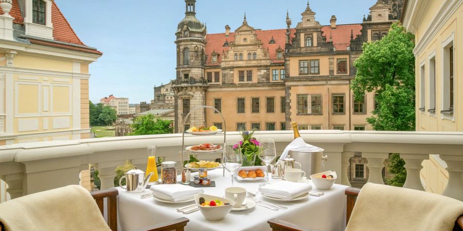 Taschenbergpalais, Hotel, Dresden, Kempinski, Balkon, Frühstück