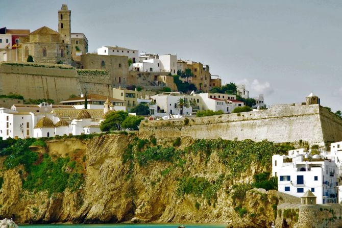 Blick auf Ibizas Altstadt