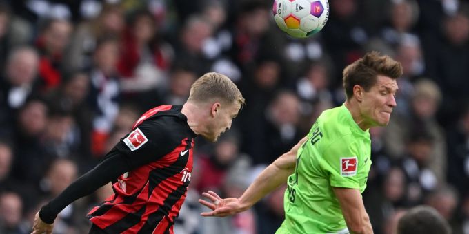 In der Partie zwischen Eintracht Frankfurt und dem VfL Wolfsburg kam es zu einer späten Punkteteilung. Eintracht Frankfurt.