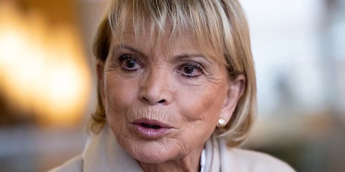 Gegen «braune Suppe» - Uschi Glas wünscht sich mehr Demokratiebildung
