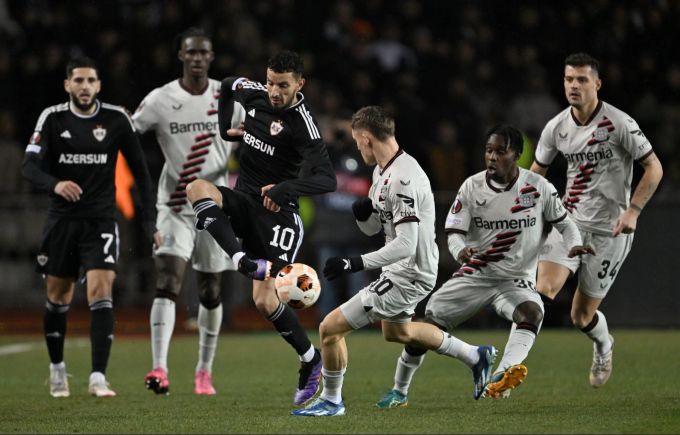Bayer Leverkusen kam nach einem 0:2-Rückstand bei Agdam noch zum Ausgleich. Bayer Leverkusen