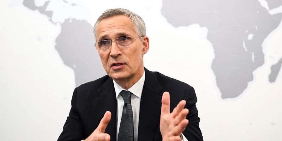 ARCHIV - Jens Stoltenberg, NATO-Generalsekretär, beantwortet Fragen im NATO-Hauptquartier während eines Interviews der Deutschen Presse-Agentur. Foto: Federico Gambarini/dpa