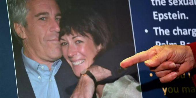 Foto von Maxwell und Epstein Foto von Maxwell und Epstein