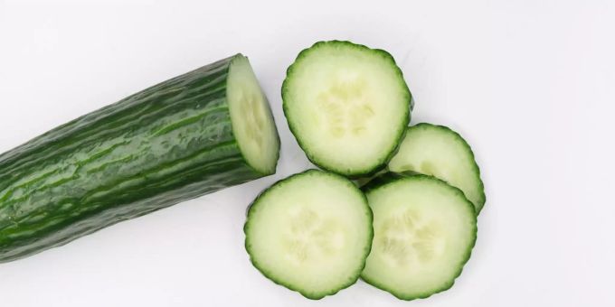 Gewusst: Eine Gurke in der Schweiz kostet im April 2025 in der Migros 1,50 Franken - im Februar 2024 waren Gurken noch 40 Rappen billiger. Gurken