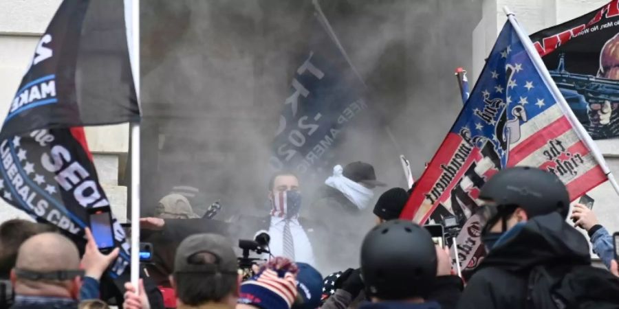 Trump-Anhänger stürmen US-Kapitol