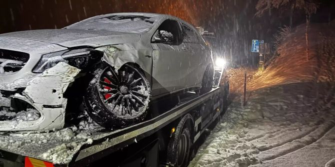Schnee Auto Unfall
