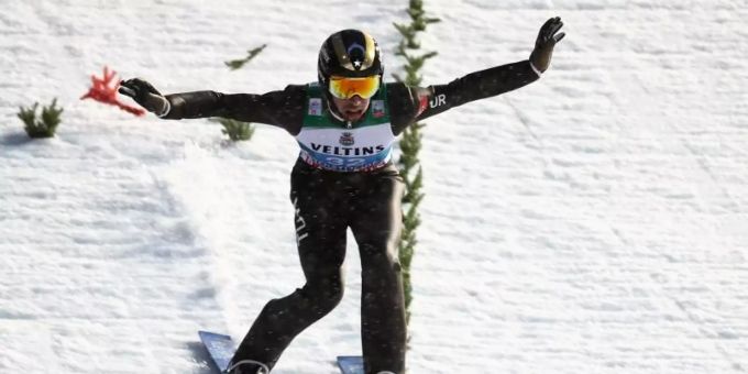 Der Türke Fatih Arda İpcioğlu belegte beim Springen in Oberstdorf den 29. Rang. Foto: Daniel Karmann/dpa Der Türke Fatih Arda İpcioğlu belegte beim Springen in Oberstdorf den 29. Rang. Foto: Daniel Karmann/dpa