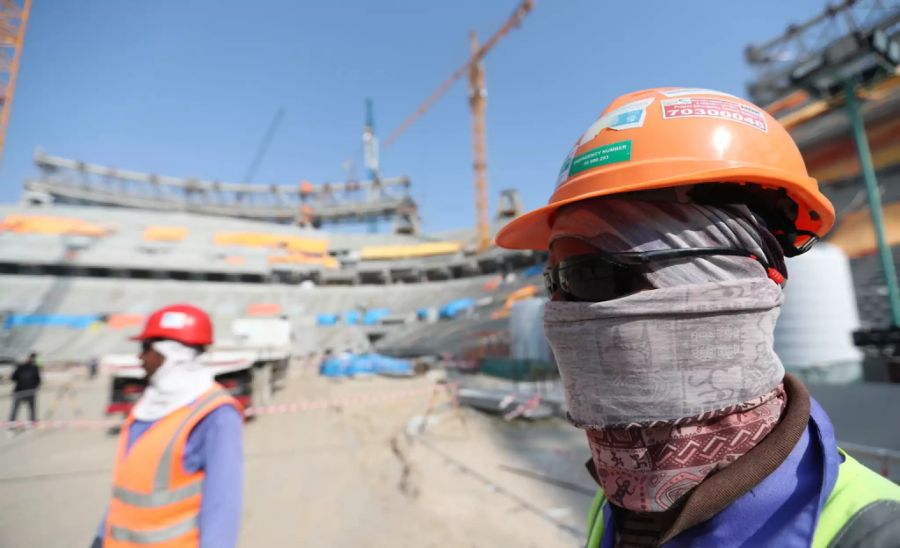 In Katar wird es im Sommer bis zu 50 Grad heiss. Deshalb wird die WM 2022 im Winter ausgetragen.