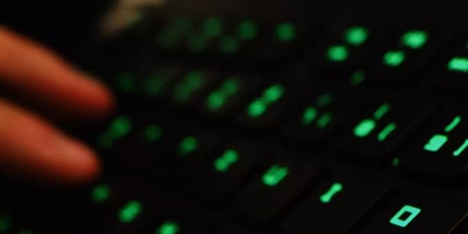 Corona hat dem Cybermobbing zusätzliche Wucht verliehen (Symbolbild). Foto: Nicolas Armer/dpa Corona hat dem Cybermobbing zusätzliche Wucht verliehen (Symbolbild). Foto: Nicolas Armer/dpa