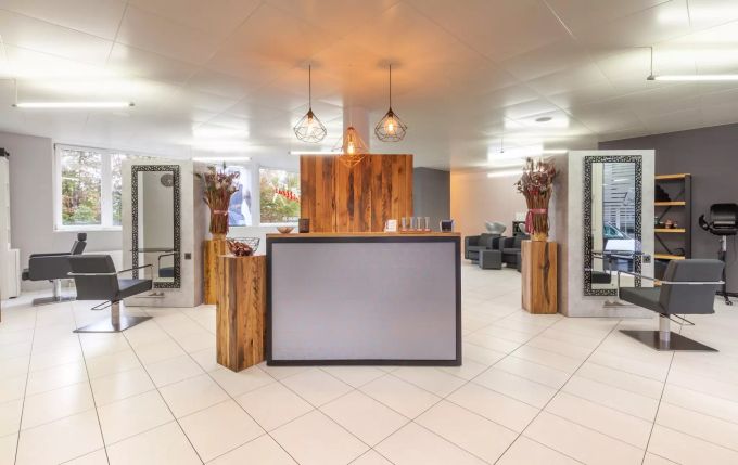 Der Salon «Matrix Le Coiffeur» ist am Josef-Müller-Weg 6 in Sursee zu finden. Matrix Le Coiffeur Sursee
