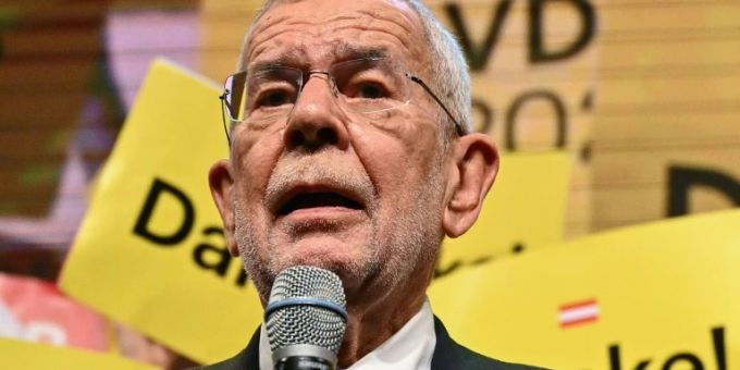 Präsident Van Der Bellen Bedauert Österreichs Schengen-Veto