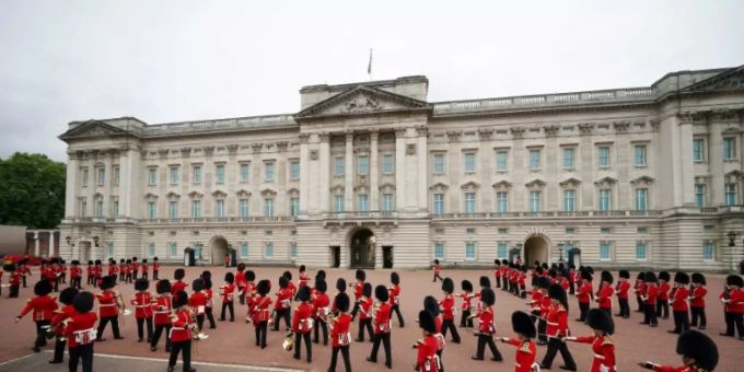Eine offizielle Entschuldigung vom Buckingham-Palast steht noch aus. Meghan Markjle Buckingham Palast