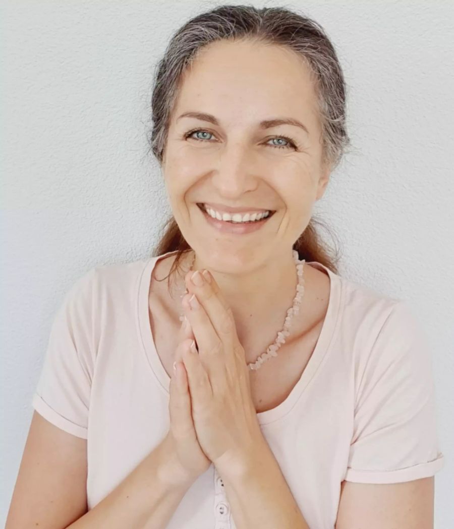 Glocken-Gegerin Nancy Holten ist auch spirituelle Influencerin.