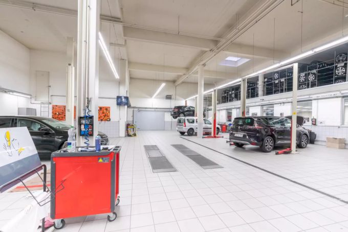 Der Familienbetrieb wurde 1986 gegründet. Aare Touring Garage Buchs