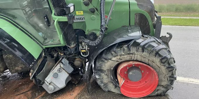 Es entstand ein Sachschaden von mehreren Zehntausend Franken. Unfall