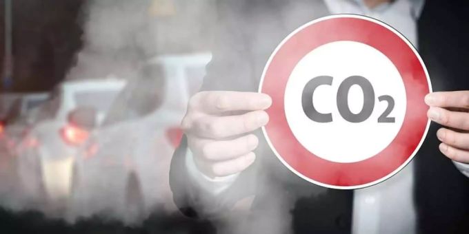 Symbolbild zum CO2-Gesetz. CO2 klimarating