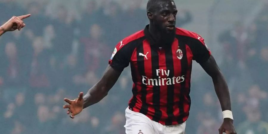 Milan-Profi Tiémoué Bakayoko wurd von Lazio-Fans rassistisch beleidigt. Foto: -/Lapresse via ZUMA Press/dpa