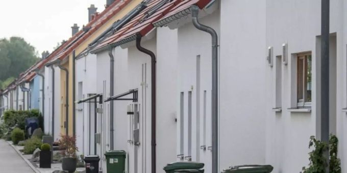 Gebühren für Abwasser, Müll sowie die Höhe der Grundsteuer variieren in Deutschland stark zwischen den einzelnen Kommunen. Zu diesem Ergebnis kommt nun eine Studie. Foto: picture alliance / Armin Weigel/dpa/Archivbild Gebühren für Abwasser, Müll sowie die Höhe der Grundsteuer variieren in Deutschland stark zwischen den einzelnen Kommunen. Zu diesem Ergebnis kommt nun eine Studie. Foto: picture alliance / Armin Weigel/dpa/Archivbild