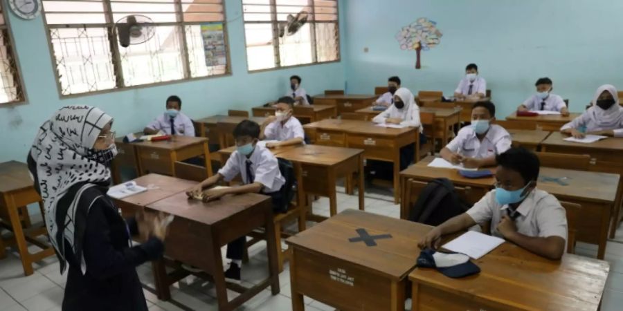 Schulkinder in Jakarta