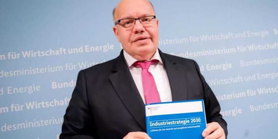 Peter Altmaier (CDU), Bundesminister für Wirtschaft und Energie, stellt die «Industriestrategie 2030, Leitlinien für eine deutsche und europäische Industriepolitik» vor. Foto: Kay Nietfeld/dpa