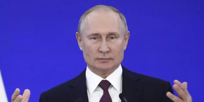 Der russische Präsident Wladimir Putin putin nato