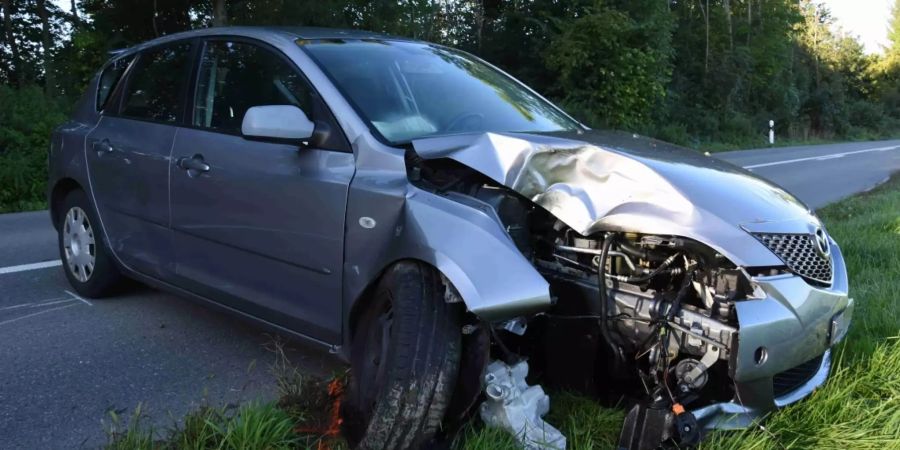 Fahrunfähig in Kandelaber geprallt