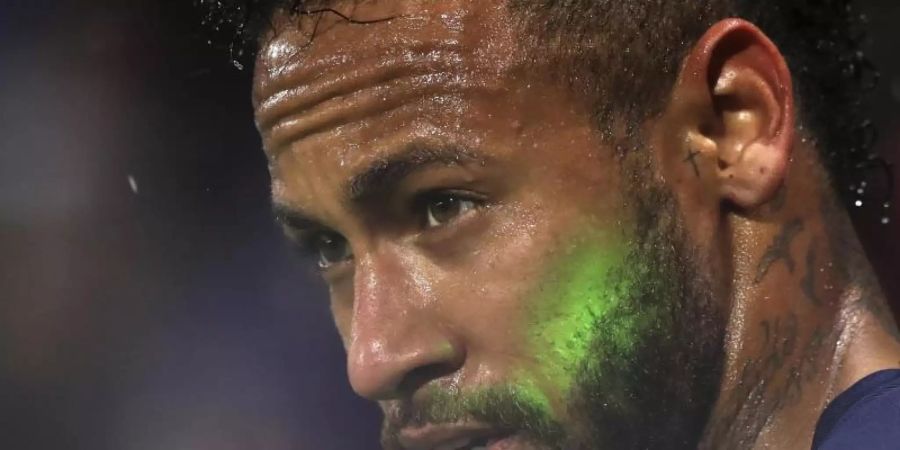 Der zuletzt viel kritisierte Neymar sorgte für den wichtigen Pariser Auswärtssieg in Lyon. Foto: Laurent Cipriani/AP