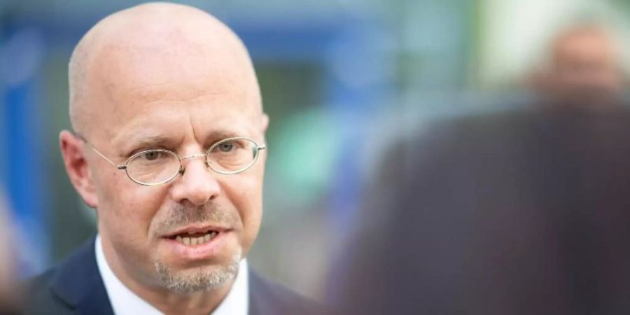 Andreas Kalbitz ist aus der AfD ausgeschlossen worden - was auch das Bundesschiedsgericht der Partei bestätigt hat. Foto: Sebastian Gollnow/dpa