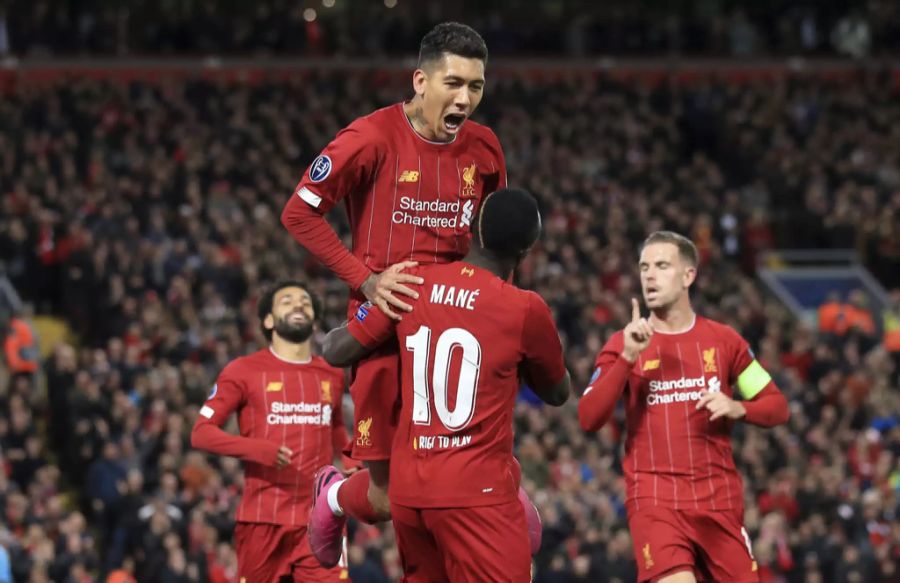 Die Reds sind mit dem Angreifer-Trio Mo Salah, Roberto Firmino und Sadio Mané (v. l. n. r.) zwar bestens besetzt.